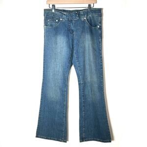 The Limited medium wash boot cut leg jeans size 8 B98